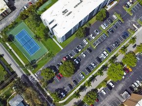 1301 NE 7th St 113, Hallandale Beach FL 33009