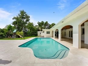 1120 E Tropical Way, Plantation FL 33317