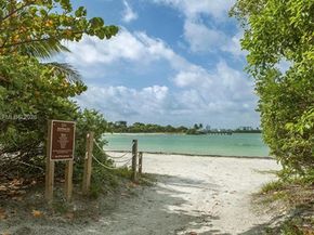 16204 NE 18th Court, North Miami Beach FL 33162