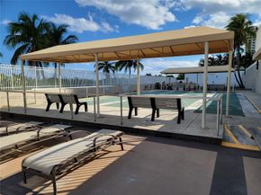 1980 S Ocean Drive 2C, Hallandale Beach FL 33009