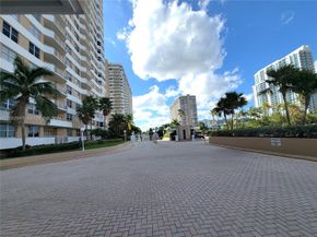1980 S Ocean Drive 2C, Hallandale Beach FL 33009