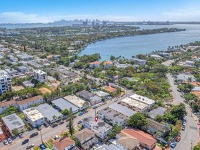 809 85th St, Miami Beach FL 33141