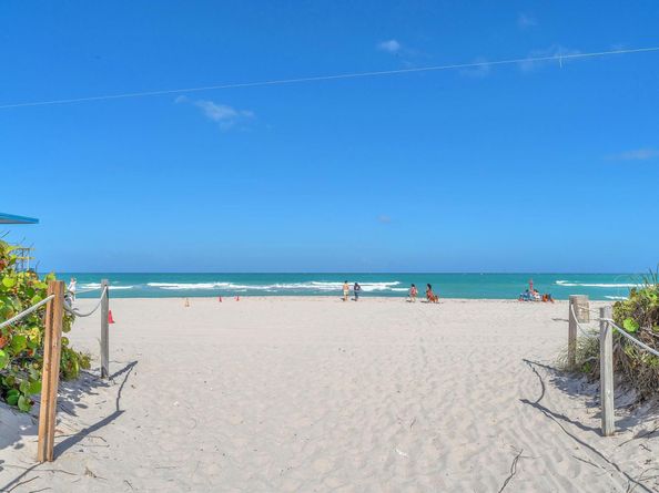 809 85th St, Miami Beach FL 33141