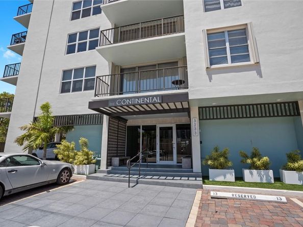 3233 NE 32nd Ave 1103, Fort Lauderdale FL 33308