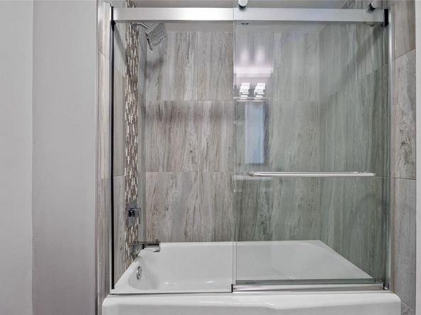 3233 NE 32nd Ave 1103, Fort Lauderdale FL 33308