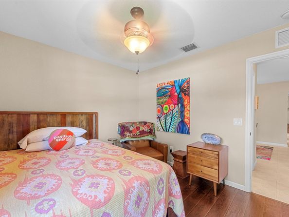1383 NE 27th St, Pompano Beach FL 33064