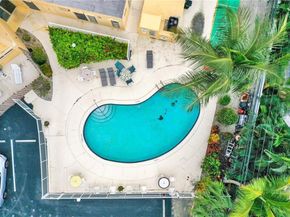 2400 NE 9th St 402, Fort Lauderdale FL 33304