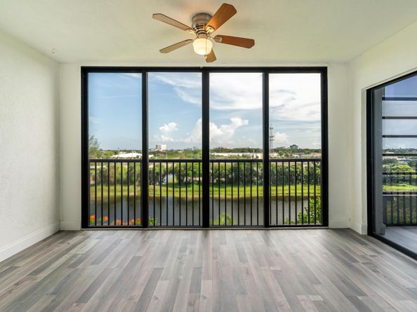 2200 S Cypress Bend Dr 604, Pompano Beach FL 33069