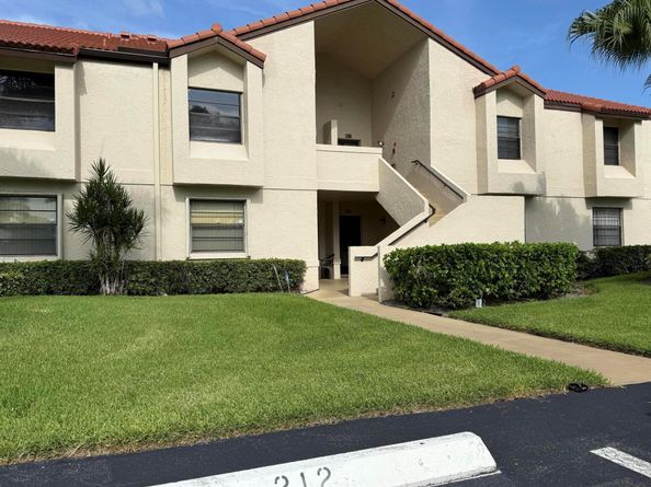 5815 Parkwalk Drive 212, Boynton Beach FL 33472