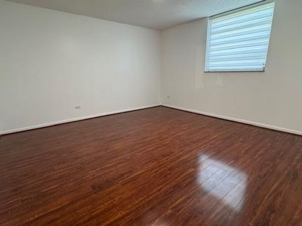 443 NE 195th St 242, Miami FL 33179