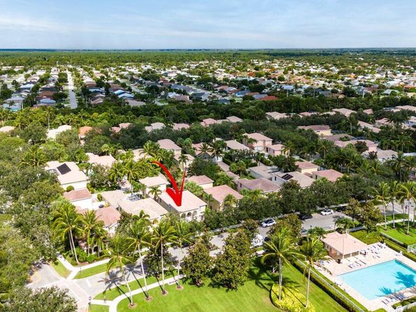 3518 Community Drive, Jupiter FL 33458