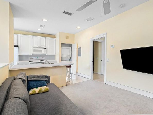 3518 Community Drive, Jupiter FL 33458