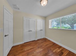 2141 NE 52nd St, Fort Lauderdale FL 33308