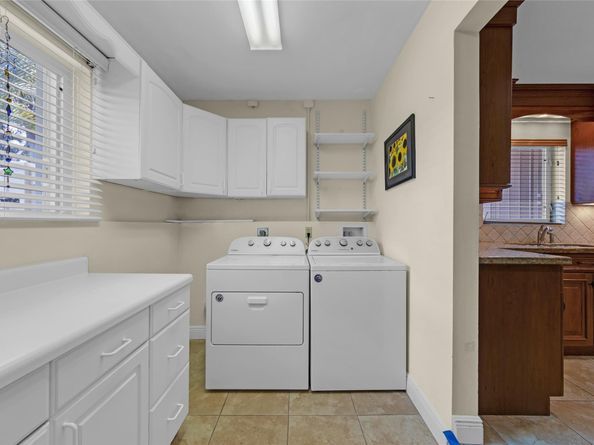 2141 NE 52nd St, Fort Lauderdale FL 33308