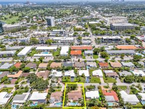 2141 NE 52nd St, Fort Lauderdale FL 33308
