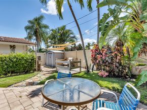 2141 NE 52nd St, Fort Lauderdale FL 33308