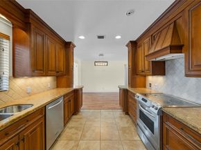 2141 NE 52nd St, Fort Lauderdale FL 33308