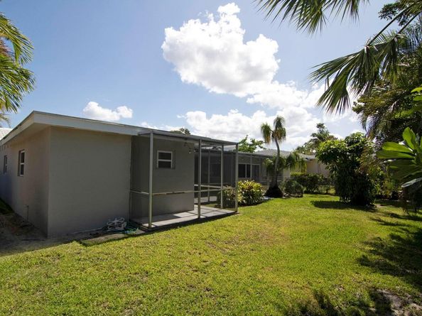 8 Wellesley Drive, Lake Worth Beach FL 33460