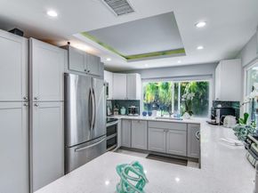 8 Wellesley Drive, Lake Worth Beach FL 33460