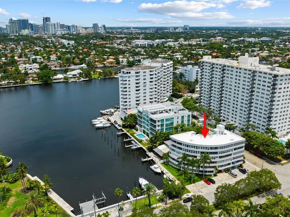 401 SE 25 Ave 402, Fort Lauderdale FL 33301