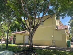 8691 NW 112th Ct, Doral FL 33178