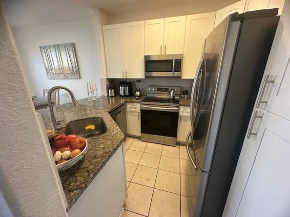 8691 NW 112th Ct, Doral FL 33178