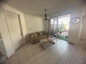 8691 NW 112th Ct, Doral FL 33178