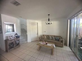 8691 NW 112th Ct, Doral FL 33178