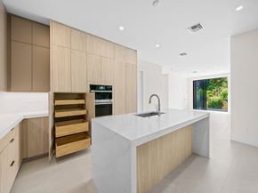 1401 NE 16th Ave, Fort Lauderdale FL 33304