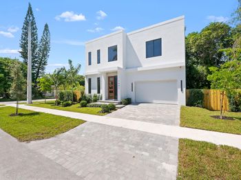 1401 NE 16th Ave