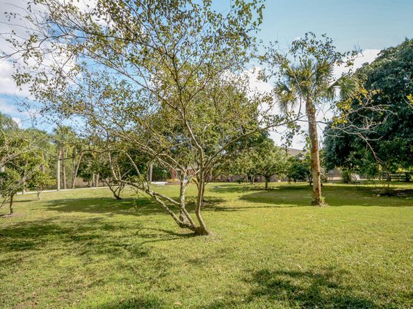 10534 Dogwood Trail, Jupiter FL 33478