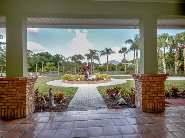 10534 Dogwood Trail, Jupiter FL 33478
