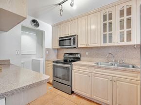 15018 SW 80th Ter 907, Miami FL 33193
