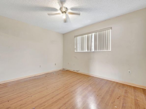 15018 SW 80th Ter 907, Miami FL 33193