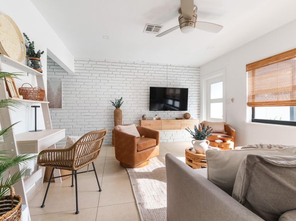 217 NE 11th St, Delray Beach FL 33444