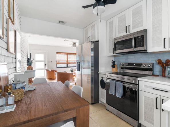 217 NE 11th St, Delray Beach FL 33444