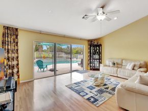 6019 Wedgewood Village Circle, Lake Worth FL 33463