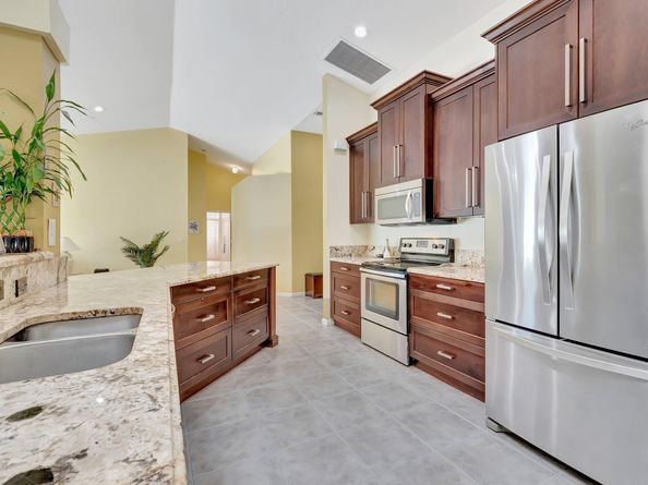 6019 Wedgewood Village Circle, Lake Worth FL 33463