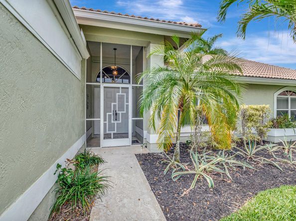 6019 Wedgewood Village Circle, Lake Worth FL 33463