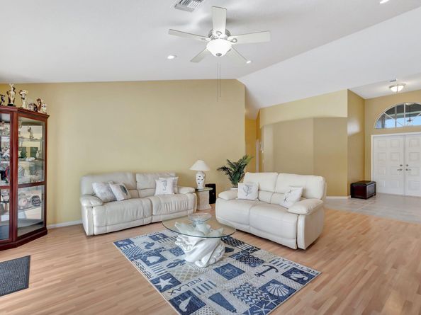 6019 Wedgewood Village Circle, Lake Worth FL 33463