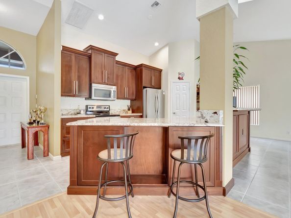 6019 Wedgewood Village Circle, Lake Worth FL 33463