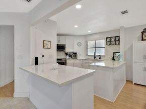 146 Weybridge Circle B, Royal Palm Beach FL 33411