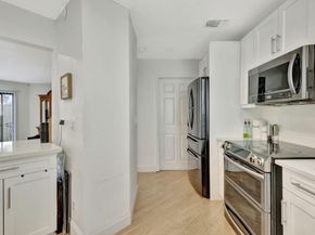 146 Weybridge Circle B, Royal Palm Beach FL 33411