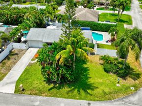 654 Bunting Drive, Delray Beach FL 33444
