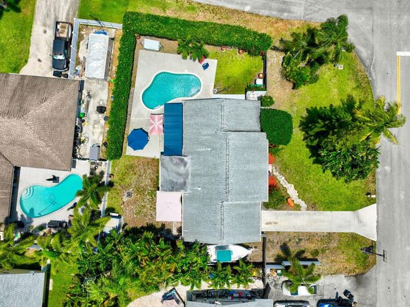 654 Bunting Drive, Delray Beach FL 33444