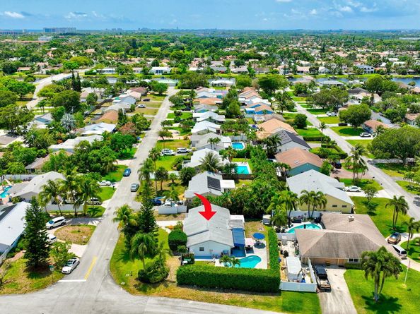 654 Bunting Drive, Delray Beach FL 33444