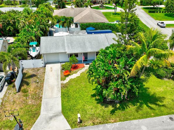 654 Bunting Drive, Delray Beach FL 33444