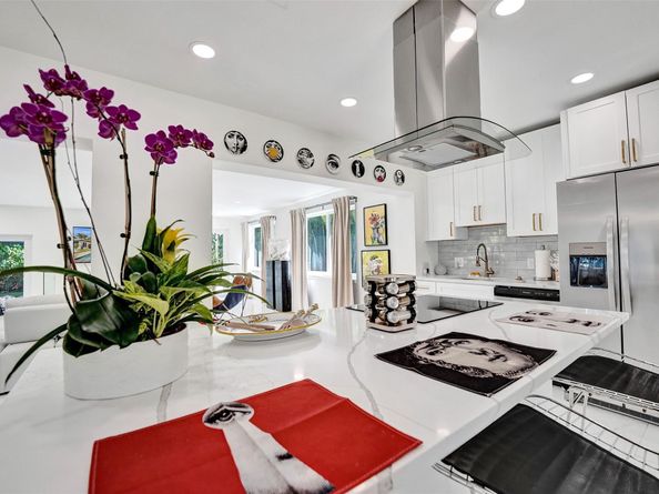 539 NE 25th St, Wilton Manors FL 33305