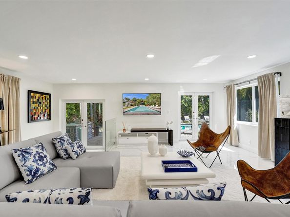 539 NE 25th St, Wilton Manors FL 33305