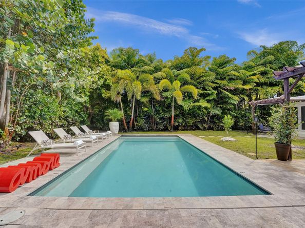 539 NE 25th St, Wilton Manors FL 33305